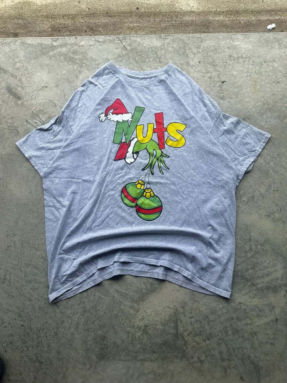 Dr. Seuss The Grinch Graphic T-Shirt Gray